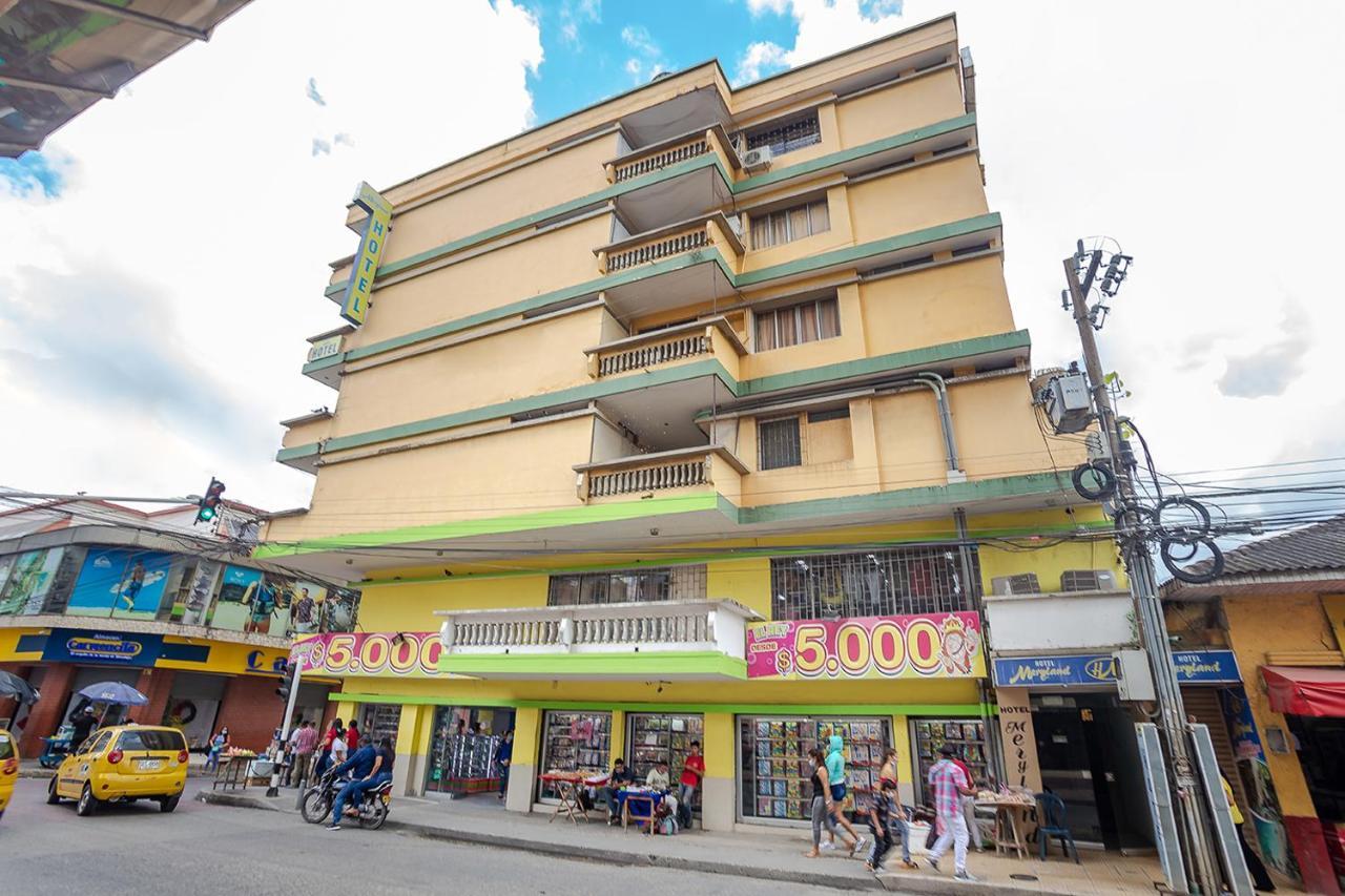 Hotel Meryland 辛塞莱霍 外观 照片